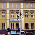 Royal Hotel
