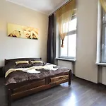 Hotel Royal *