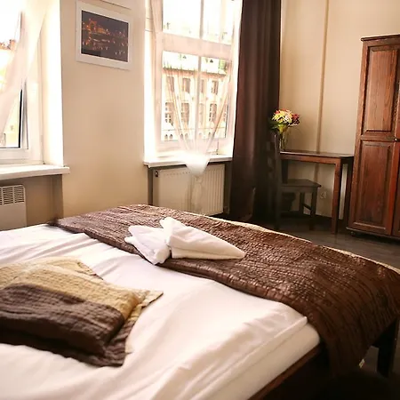 Hostel Royal *